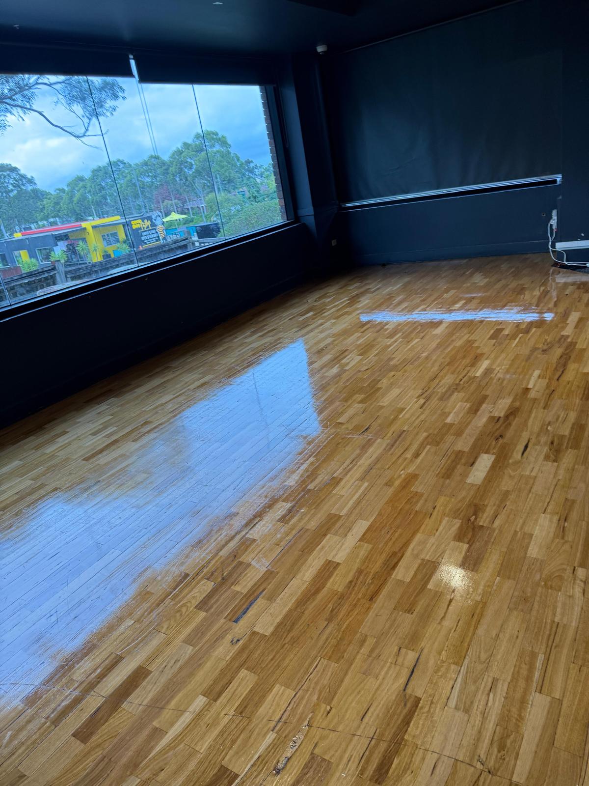 Floor polishing service